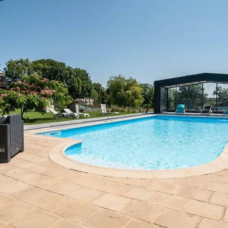 La Maynadie Ferienhaus *