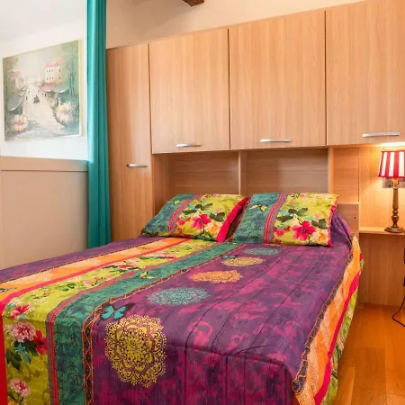 La Maynadie Tatil Evi *